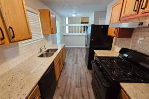 6301 Creekford Dr, Lithonia, GA 30058 - Photo 11