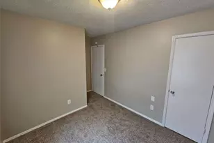 6301 Creekford Dr, Lithonia, GA 30058 - Photo 19