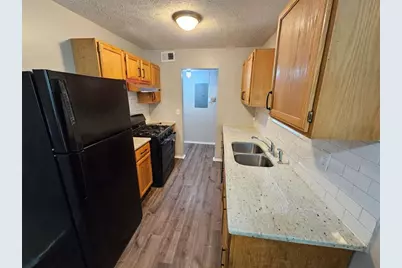 6301 Creekford Drive, Lithonia, GA 30058 - Photo 9