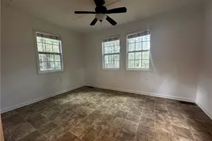 2536 Country Lake Cir, Powder Springs, GA 30127 - Photo 11