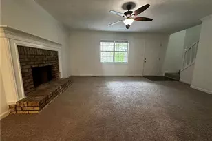 2536 Country Lake Cir, Powder Springs, GA 30127 - Photo 7