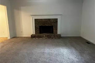 2536 Country Lake Cir, Powder Springs, GA 30127 - Photo 5