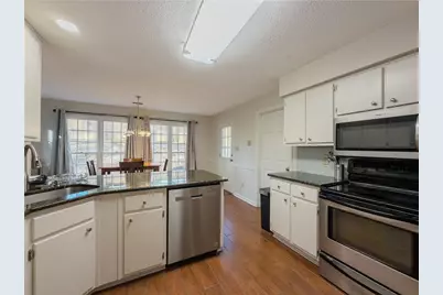 4722 Bradford Lane, Powder Springs, GA 30127 - Photo 17