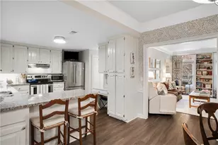 7307 St Charles Square, Roswell, GA 30075 - Photo 11