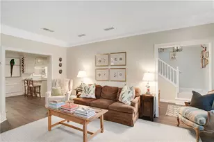 7307 St Charles Square, Roswell, GA 30075 - Photo 5