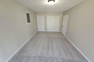 1037 Forest Path, Stone Mountain, GA 30088 - Photo 13