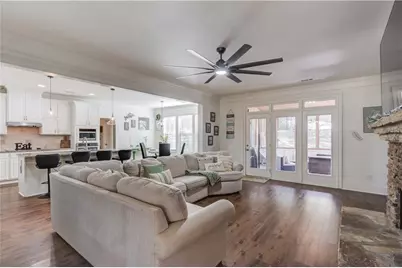 1211 Sterling Lake Drive, Jefferson, GA 30549 - Photo 11