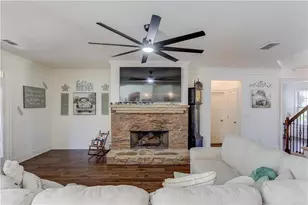 1211 Sterling Lake Dr, Jefferson, GA 30549 - Photo 13