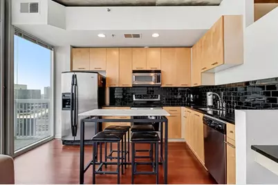 3324 Peachtree Road NE #1915, Atlanta, GA 30326 - Photo 3