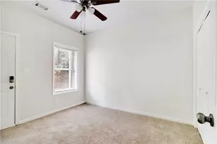 3056 Lauren Parc Rd, Decatur, GA 30032 - Photo 21