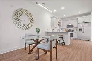 2468 Bellview Ave NW, Atlanta, GA 30318 - Photo 3