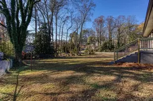 12 Peachtree Cir SE, Marietta, GA 30060 - Photo 21