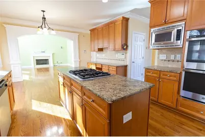 7470 Thoreau Circle, Atlanta, GA 30349 - Photo 9