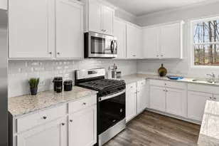 1019 Lost Creek Pkwy, Dallas, GA 30132 - Photo 11