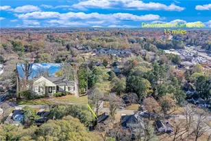 1047 Lanier Ave, Gainesville, GA 30501 - Photo 9