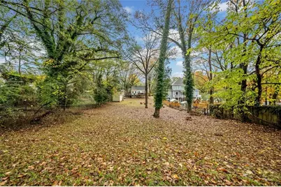 1047 Lanier Avenue, Gainesville, GA 30501 - Photo 31