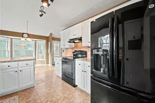 1580 Huntington Hill Trace, Buford, GA 30519 - Photo 15