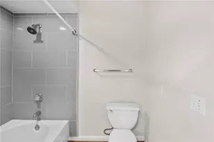 3777 Peachtree Road NE, Atlanta, GA 30319 - Photo 21