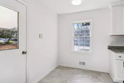 1286 Robin Road NE, Conyers, GA 30012 - Photo 15