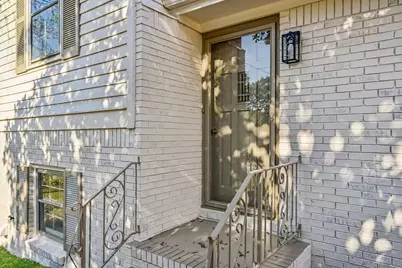 1286 Robin Road NE, Conyers, GA 30012 - Photo 3