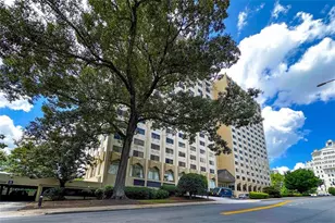 2479 Peachtree Rd NE, Atlanta, GA 30305 - Photo 1