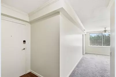 2479 Peachtree Road NE #317, Atlanta, GA 30305 - Photo 7