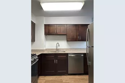 2479 Peachtree Road NE #317, Atlanta, GA 30305 - Photo 3