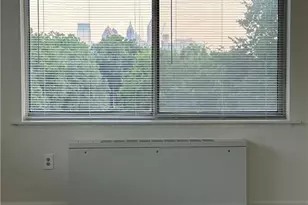 2479 Peachtree Rd NE, Atlanta, GA 30305 - Photo 25