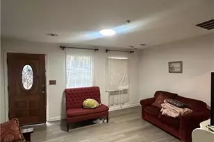 328 NE Roosevelt Circle, Marietta, GA 30060 - Photo 3