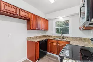 4176 Colony E Dr, Stone Mountain, GA 30083 - Photo 17