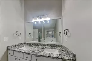 775 James Ridge Dr, Lawrenceville, GA 30045 - Photo 9