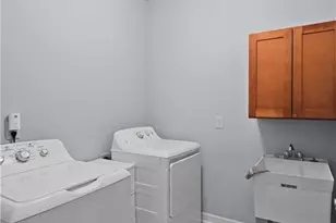 1976 Grove Field Ln, Marietta, GA 30064 - Photo 9