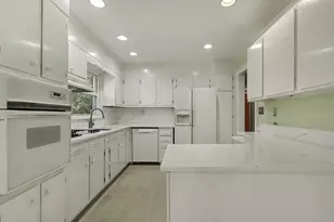 2524 Asbury Ct, Decatur, GA 30033 - Photo 13