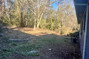 1875 Bayberry Dr SW, Atlanta, GA 30311 - Photo 7