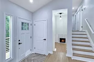 3741 Northpoint Dr, Marietta, GA 30062 - Photo 7