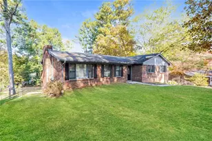 609 Evergreen Dr, Woodstock, GA 30188 - Photo 1