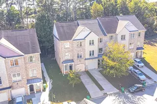 4867 Pinnacle Dr, Stone Mountain, GA 30088 - Photo 3