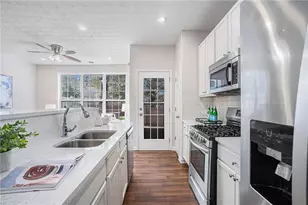 29 Oak Green Dr, Lawrenceville, GA 30044 - Photo 13