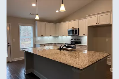 561 Oconee Lane, Commerce, GA 30529 - Photo 3