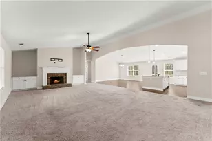 561 Oconee Ln, Commerce, GA 30529 - Photo 9