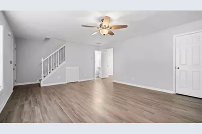 558 Manning Road SW, Marietta, GA 30064 - Photo 7