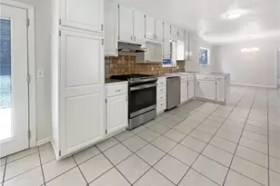 4656 Whittier Pl, Powder Springs, GA 30127 - Photo 7