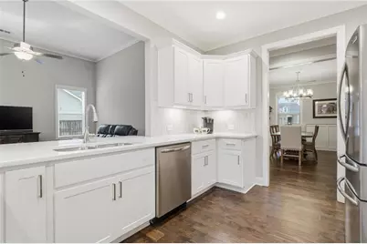 370 Kenmure Court SW, Marietta, GA 30060 - Photo 15