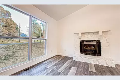 4094 Dollar Circle, Suwanee, GA 30024 - Photo 17