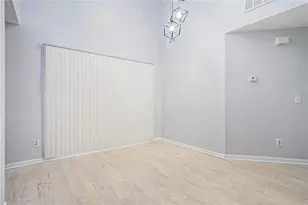 2161 Wellington Cir, Lithonia, GA 30058 - Photo 9