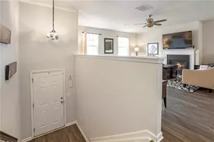 642 Royal Crest Ct, Canton, GA 30115 - Photo 3