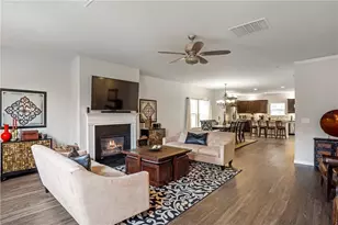 642 Royal Crest Ct, Canton, GA 30115 - Photo 5