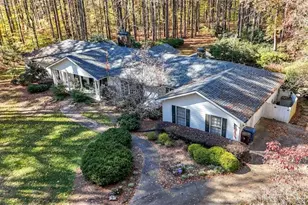 1355 Sherry Dr, Alpharetta, GA 30009 - Photo 15