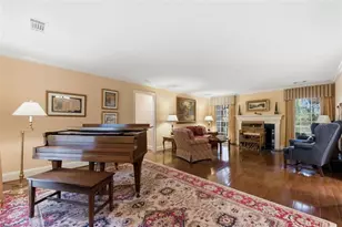 1355 Sherry Dr, Alpharetta, GA 30009 - Photo 17