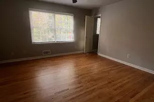 725 Navarre Dr, Stone Mountain, GA 30087 - Photo 11